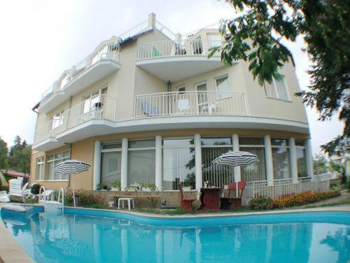 Solaris Apartments Saints Constantine and Helena Exterior photo