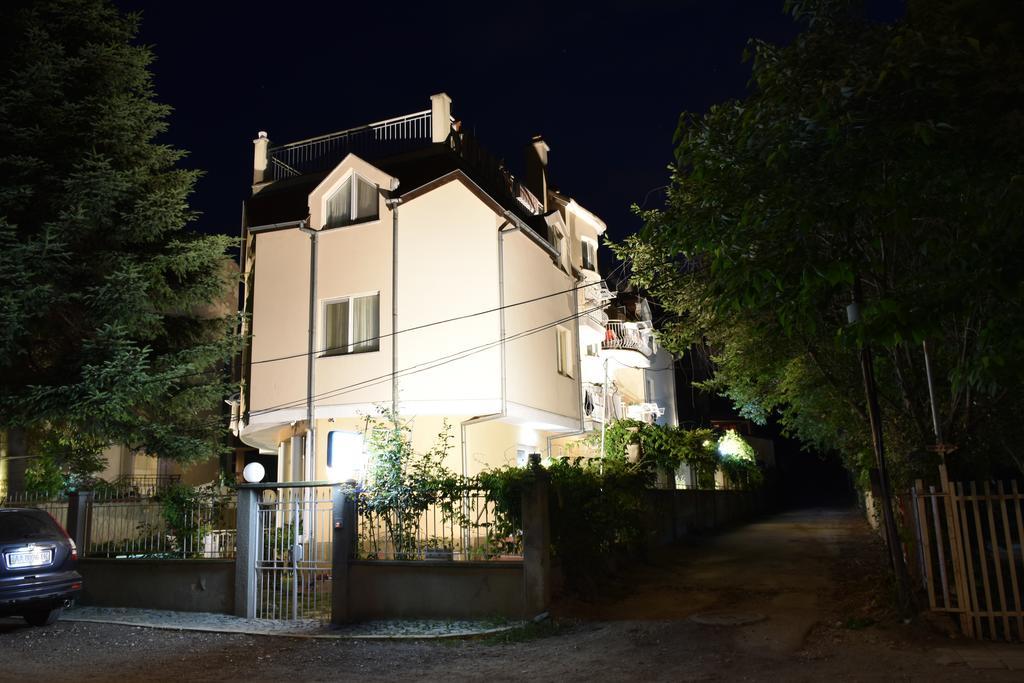 Solaris Apartments Saints Constantine and Helena Exterior photo